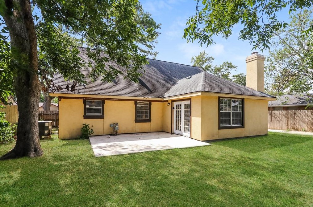 2503 Blueberry Ln, Pasadena TX 77502-5451 exterior