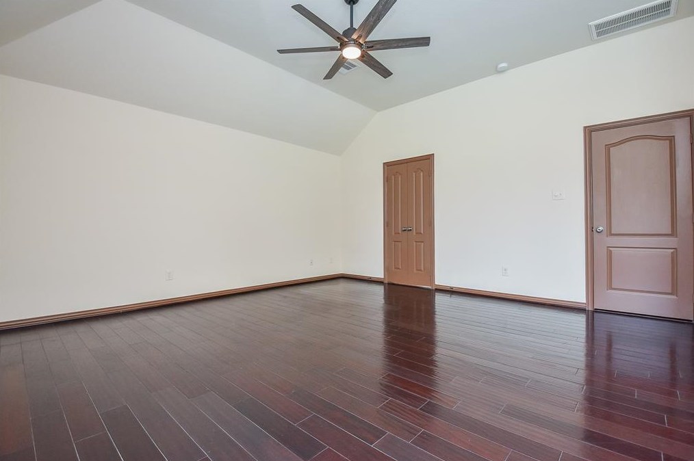 2226 Ascot Ln, Sugar Land TX  77479-6686 exterior