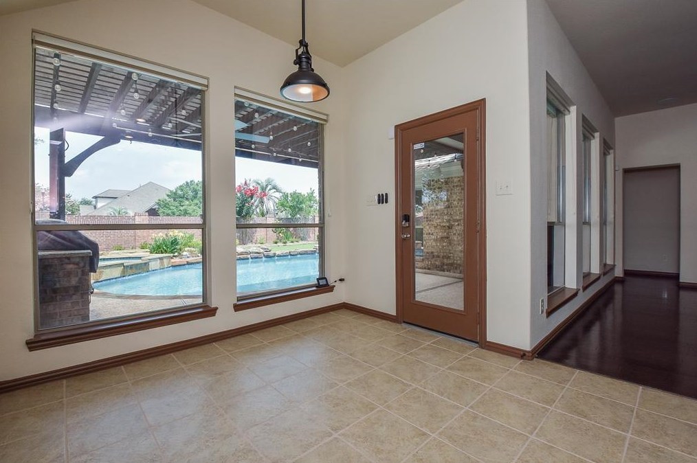 2226 Ascot Ln, Sugar Land TX  77479-6686 exterior