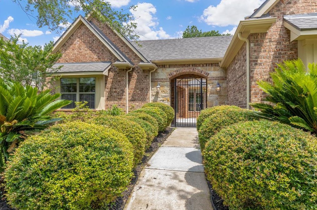 14407 Kingston Falls Ln, Humble TX  77396-1951 exterior