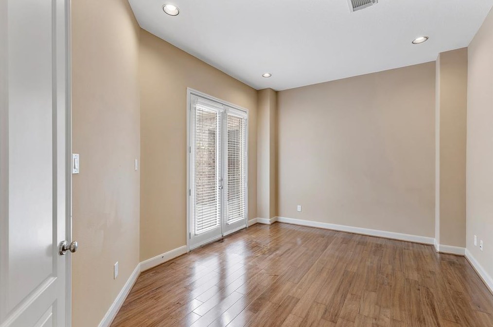 14407 Kingston Fls Ln, Humble TX 77396-1930 exterior