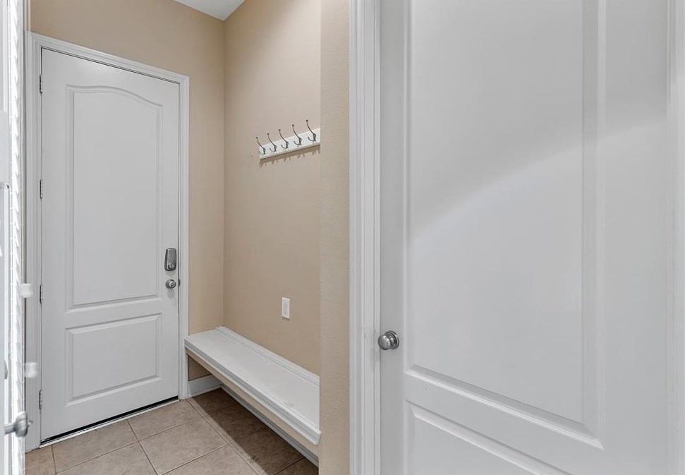 14407 Kingston Fls Ln, Humble TX 77396-1930 exterior