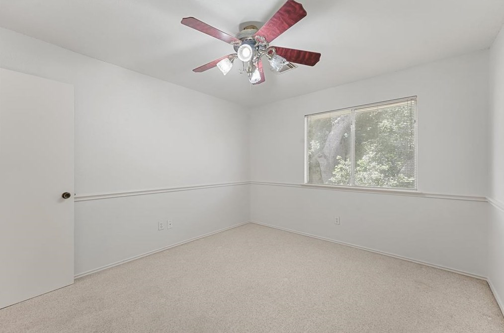 9819 Canterhurst Cir, Houston TX  77065-4370 exterior
