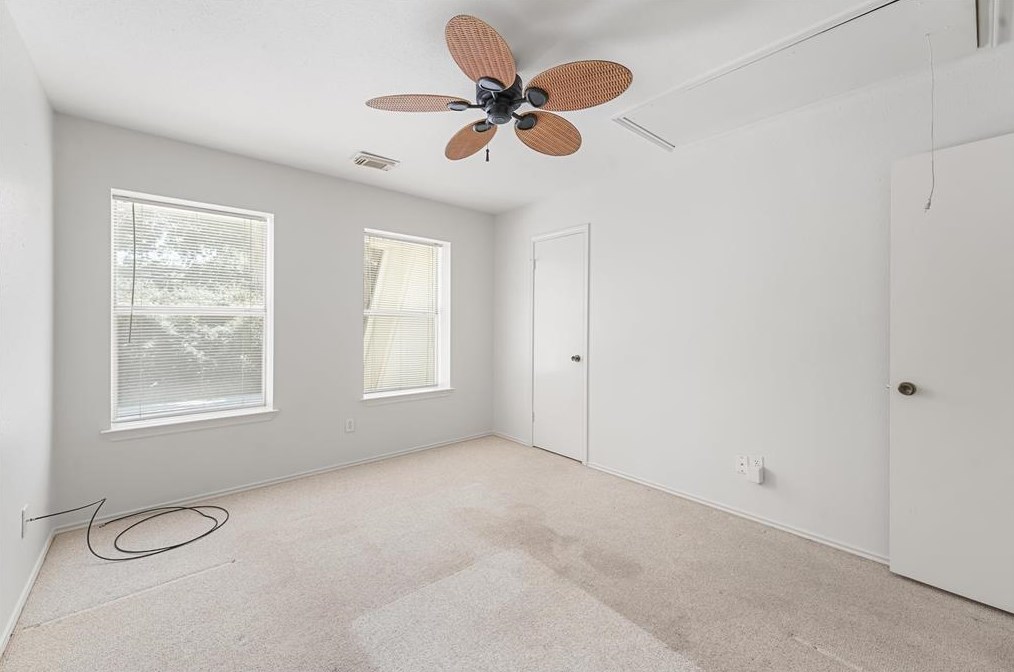 9819 Canterhurst Cir, Houston TX  77065-4370 exterior