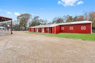 15715 Old Conroe Rd, Conroe, TX 77384 - Photo 2