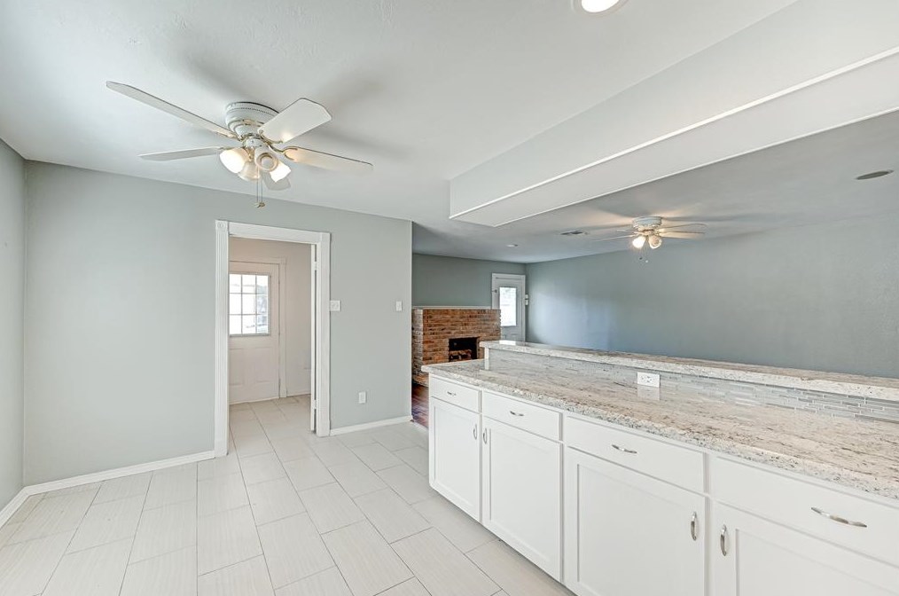 10926 Endicott Ln, Houston TX 77035-3120 exterior