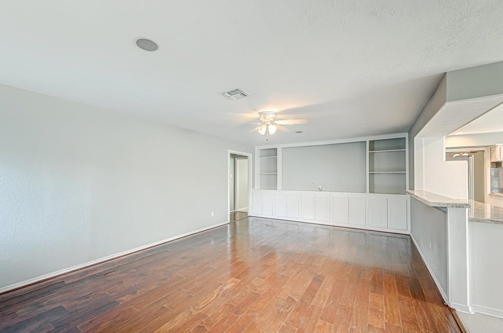 10926 Endicott Ln, Houston TX 77035-3120 exterior