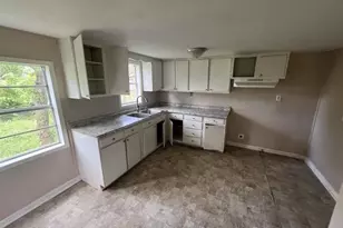 1414 Avenue K, Danbury, TX 77534 - Photo 6