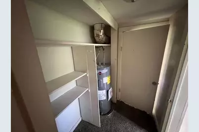 1414 Avenue K, Danbury, TX 77534 - Photo 16