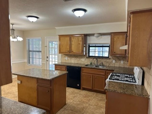 506 Satterwhite Ln, Magnolia, TX 77354