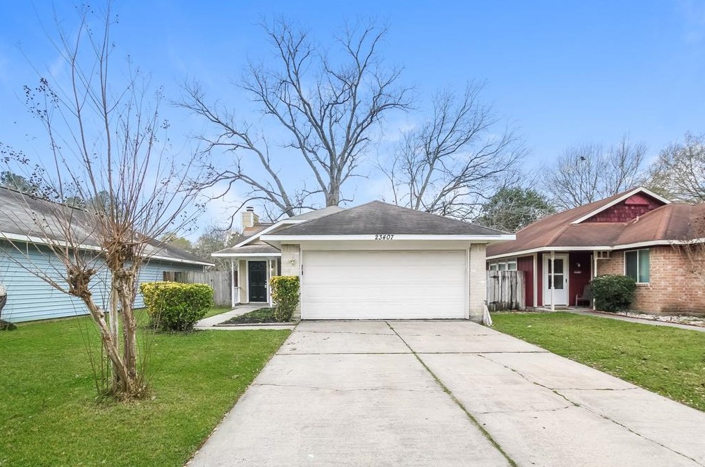 23407 Summer Pine Dr, Spring TX  77373-6694 exterior