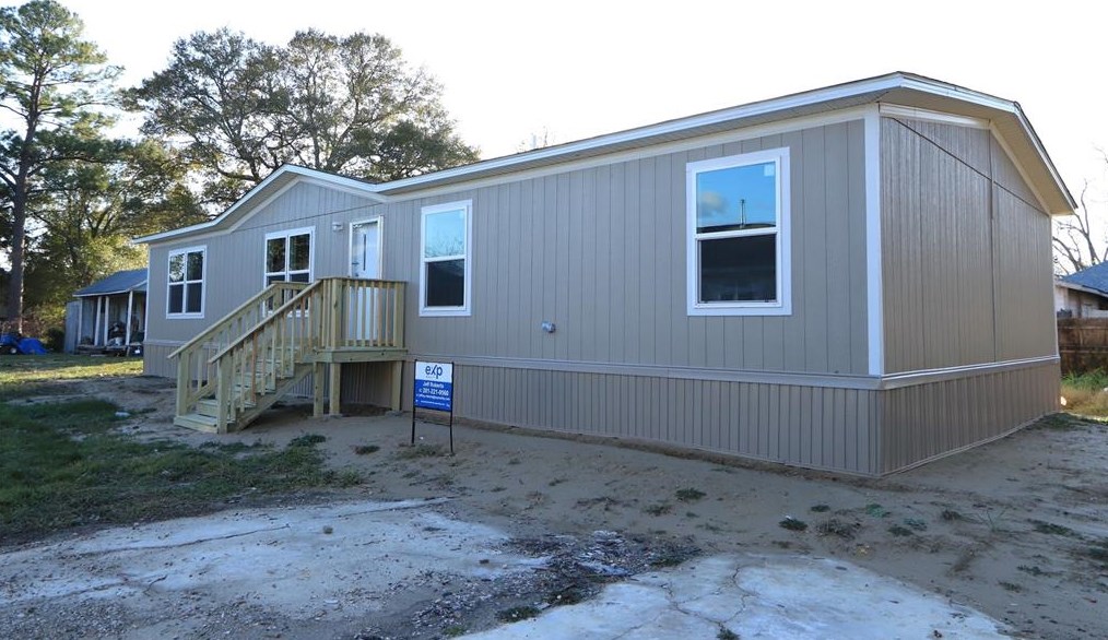5313 Second St, Crosby, TX 77532