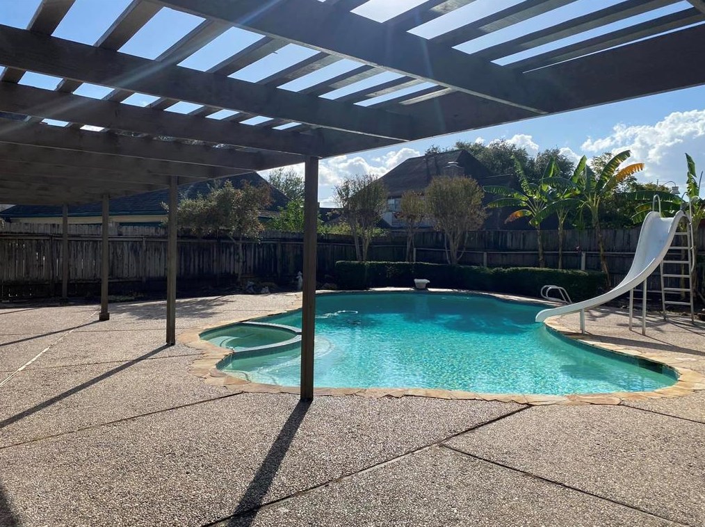 3946 Bolivia Dr, Pasadena TX 77504-2506 exterior