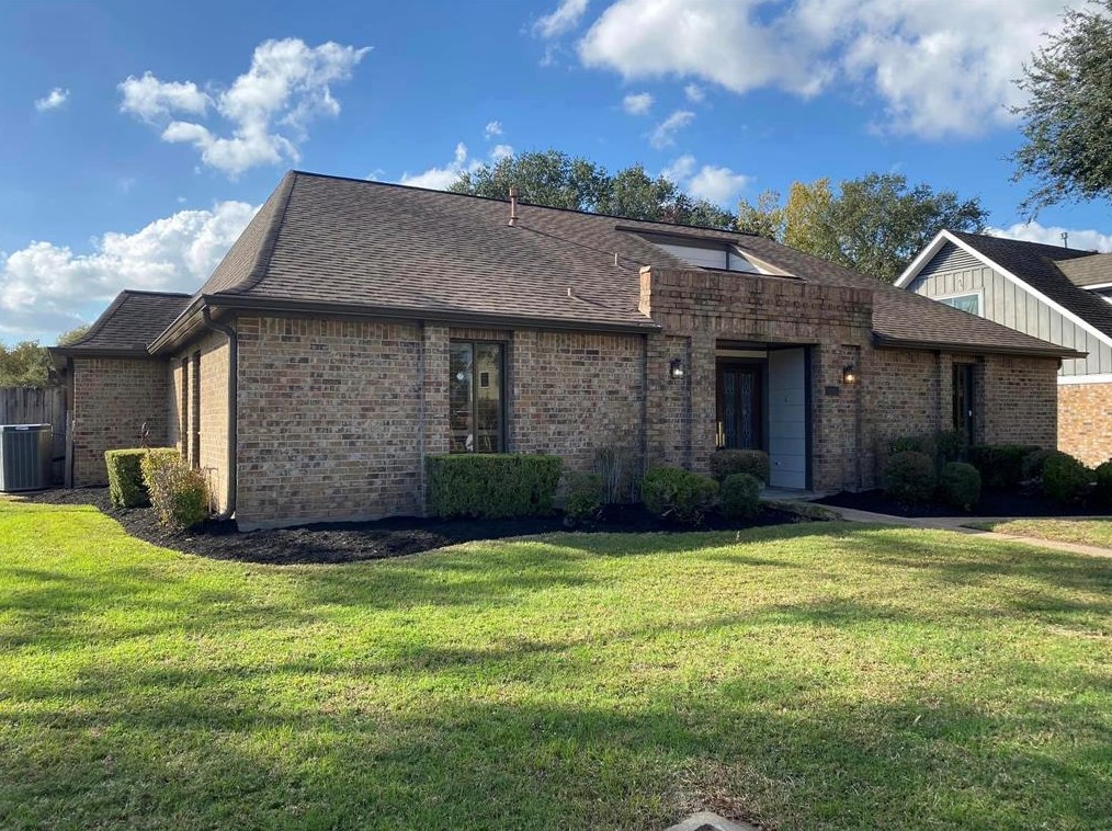 3946 Bolivia Dr, Pasadena, TX 77504-2509