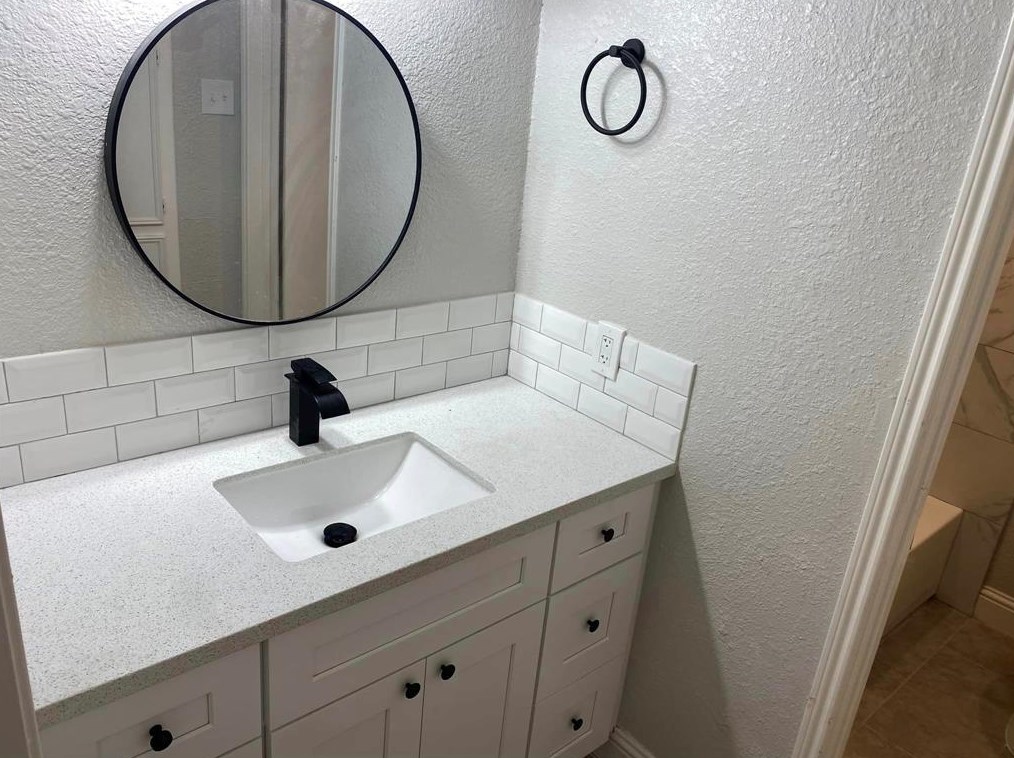 3946 Bolivia Dr, Pasadena TX 77504-2506 exterior