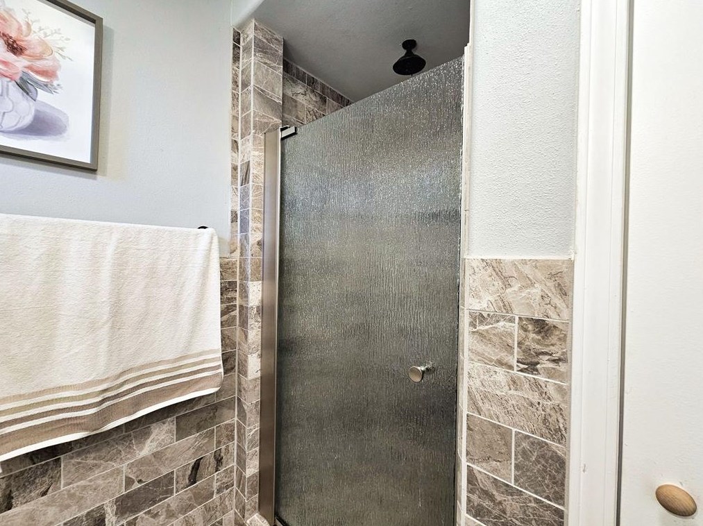 7710 Arrowhead Ln, Houston TX 77075-3706 exterior