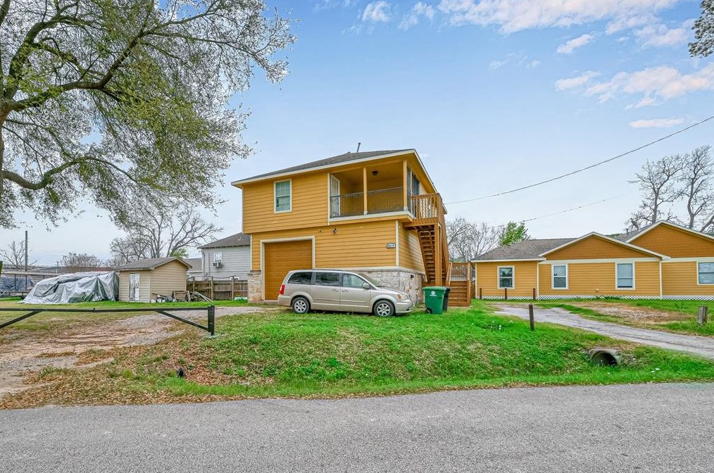 6219 Frisco St, Houston, TX 77022