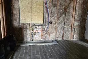 4718 Teton St, Houston, TX 77033 - Photo 10