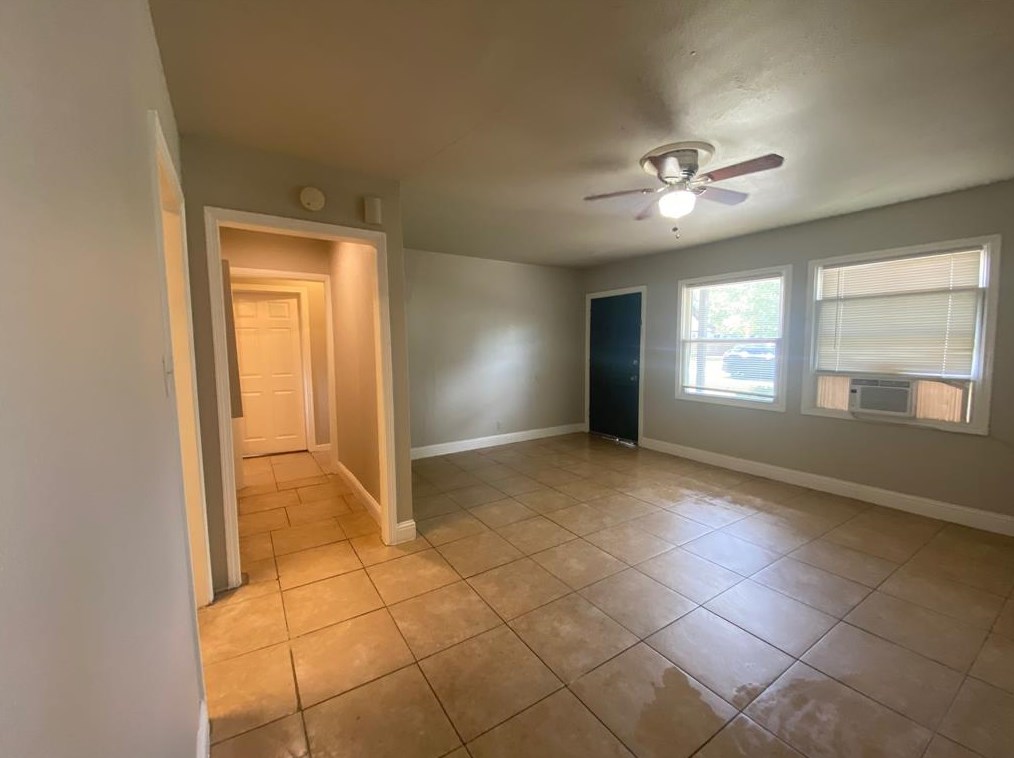 6622 Rolla St, Houston, TX 77055