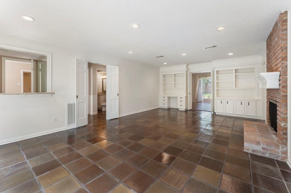 5315 Coral Gables Dr, Houston TX  77069-2602 exterior