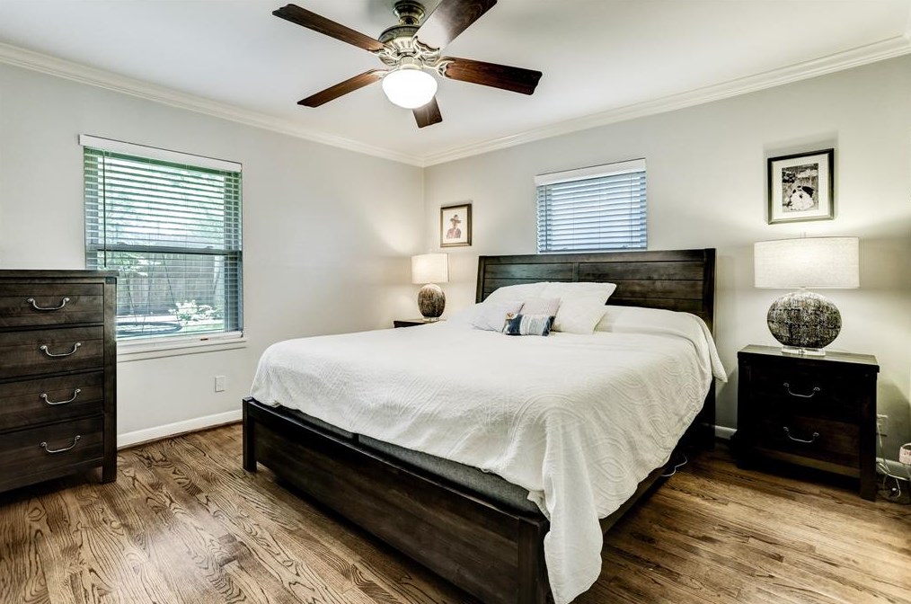 9310 Olathe St, Houston TX  77055-4408 exterior