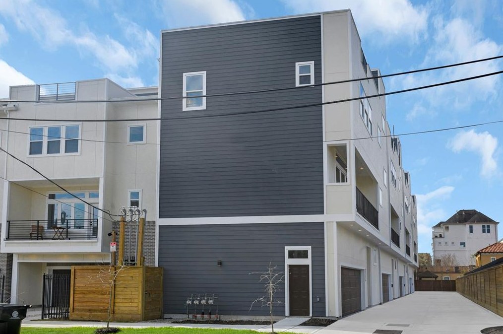 715 Service St, Houston, TX 77009-0012