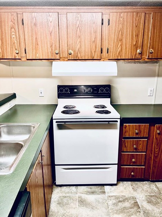 4413 W Cedar Bayou Lynchburg Rd, Baytown, TX 77521