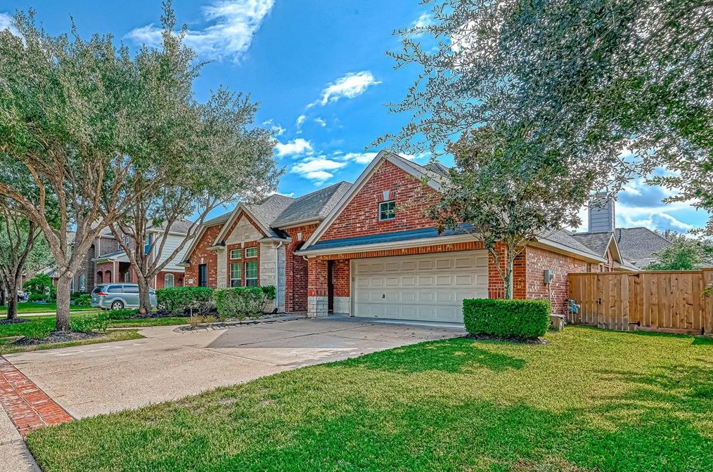2207 Fenton Rock Ln, Katy, TX 77494