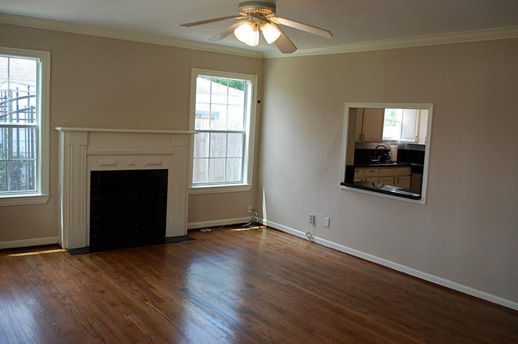 4622 Cedar St, Bellaire, TX 77401