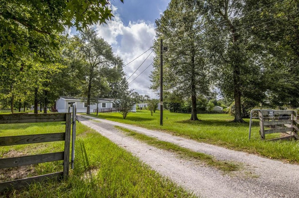 21642 County Rd 37491, Cleveland, TX 77327