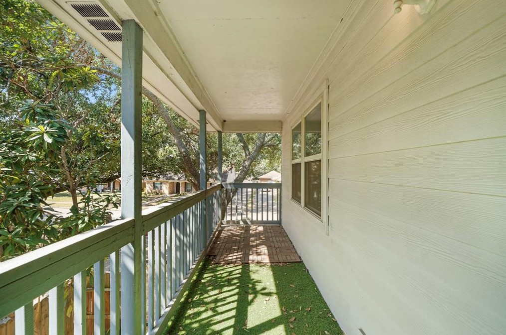 11824 Westmere Dr, Houston TX 77077-3716 exterior