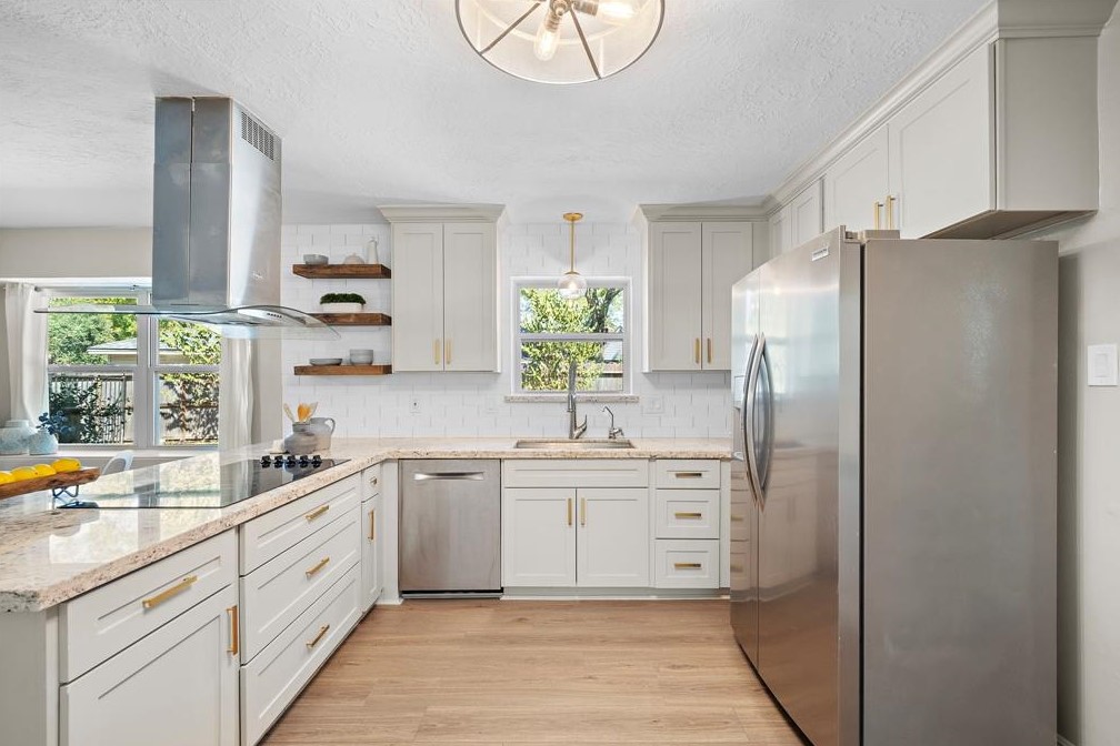 11824 Westmere Dr, Houston TX 77077-3716 exterior