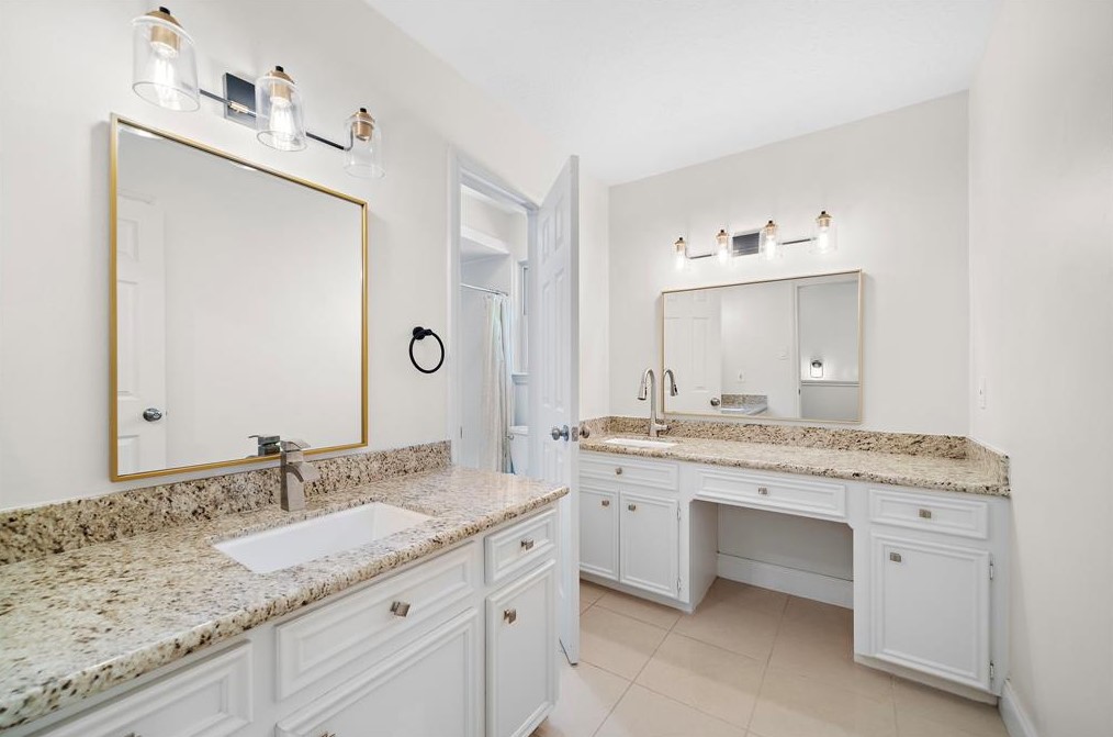 11824 Westmere Dr, Houston TX 77077-3716 exterior