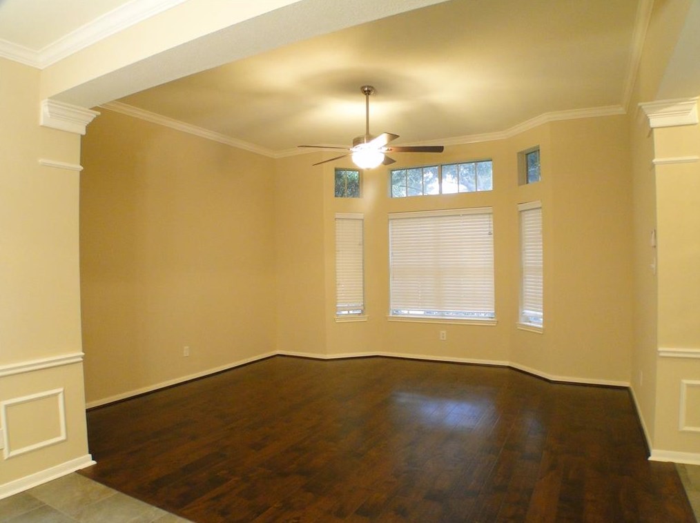 16223 Rainbow Lake Rd, Houston, TX 77095