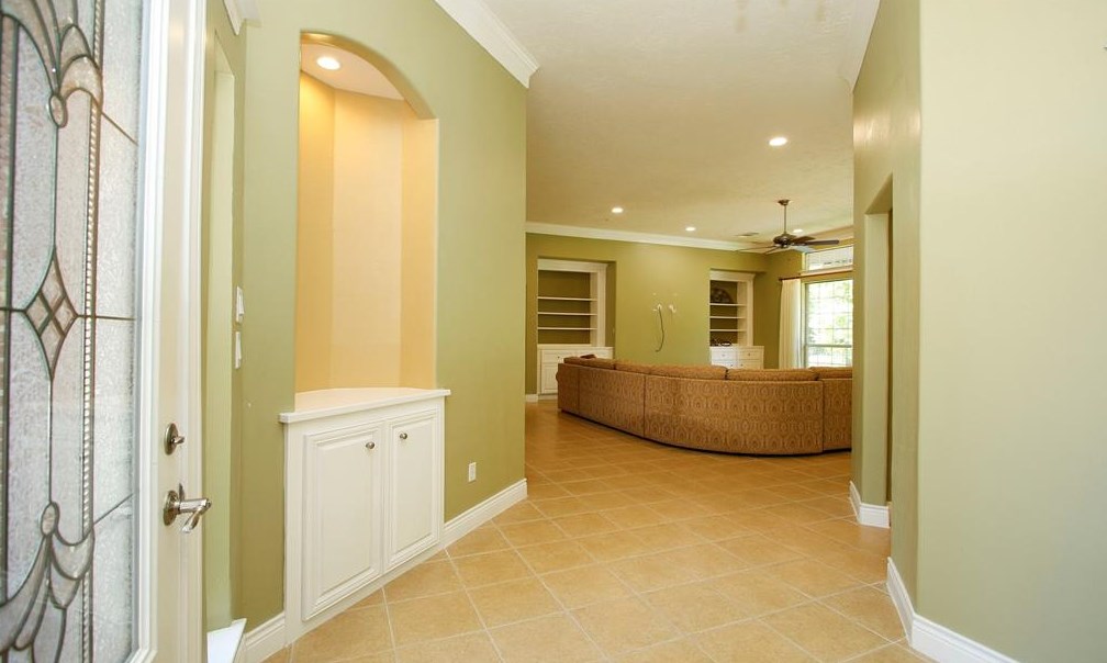 57 Champion Villa Dr, Houston TX  77069-1426 exterior