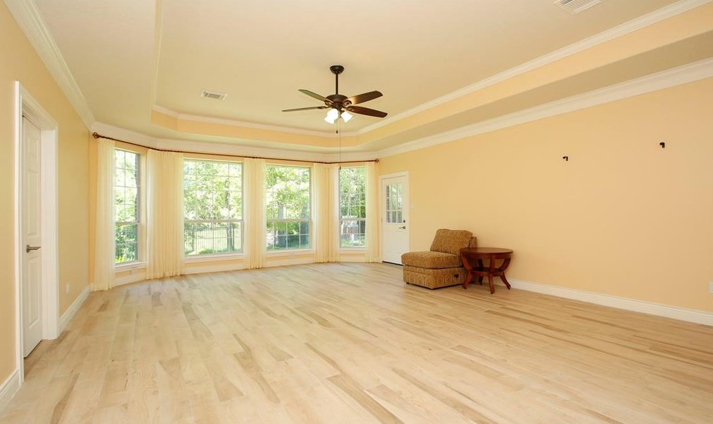 57 Champion Villa Dr, Houston TX  77069-1426 exterior