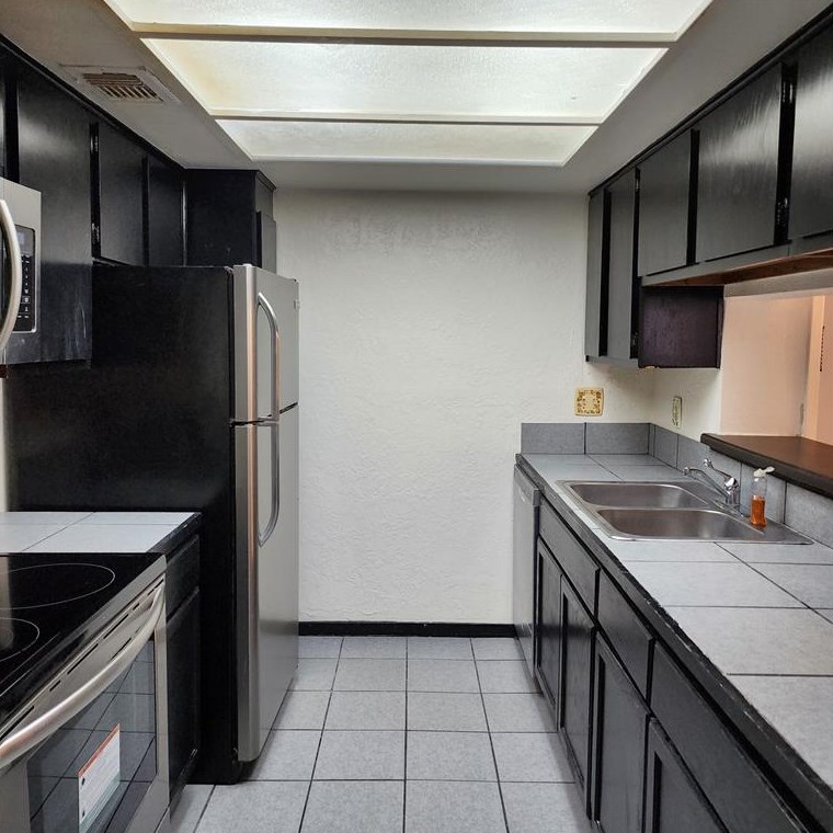 2814 S Bartell Dr #33, Houston, TX 77054