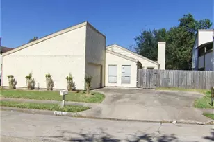 11110 Petworth Dr, Houston, TX 77072 - Photo 1