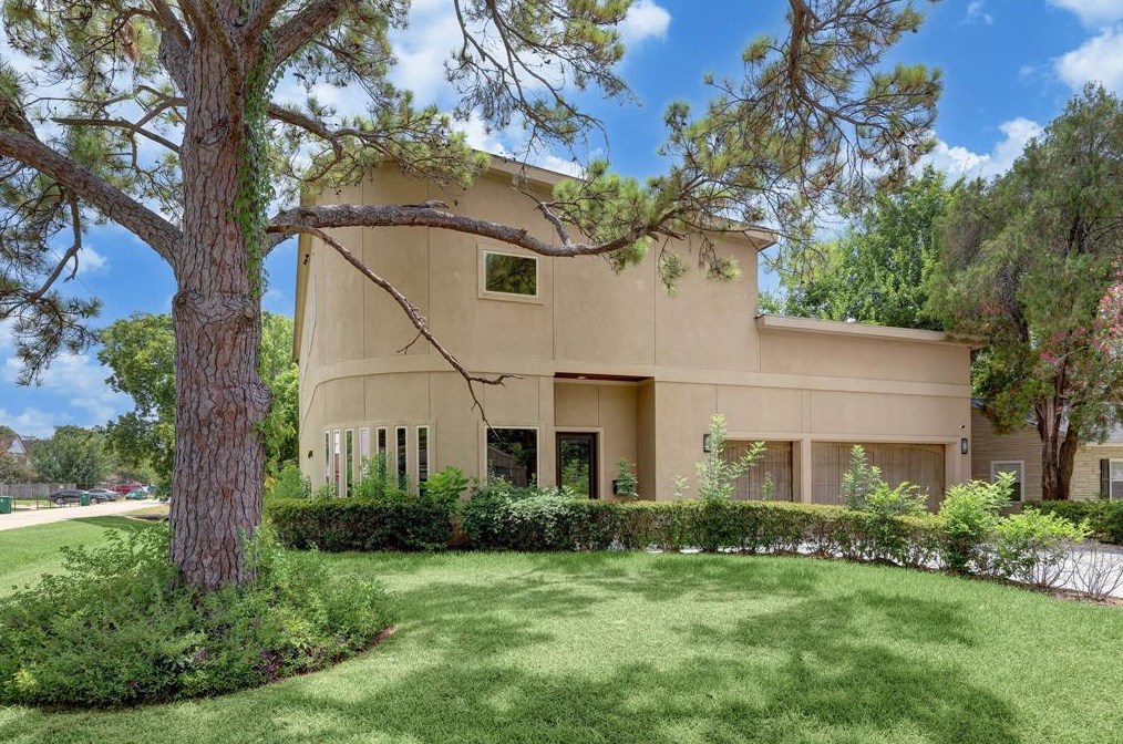 6501 Sivley St, Houston, TX 77055