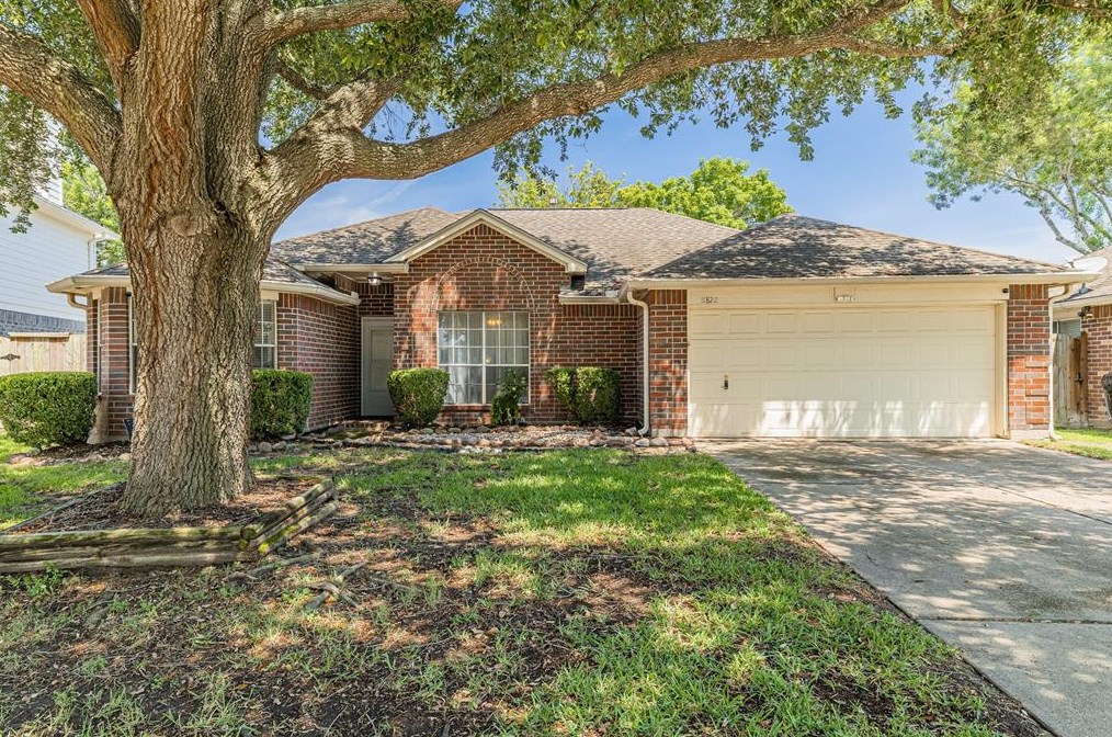 11822 Mansas Park Dr, Houston, TX 77065-4248