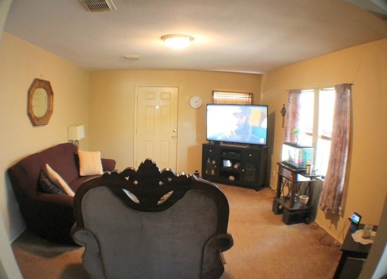 1503 Des Jardines St, Houston TX  77023-4603 exterior