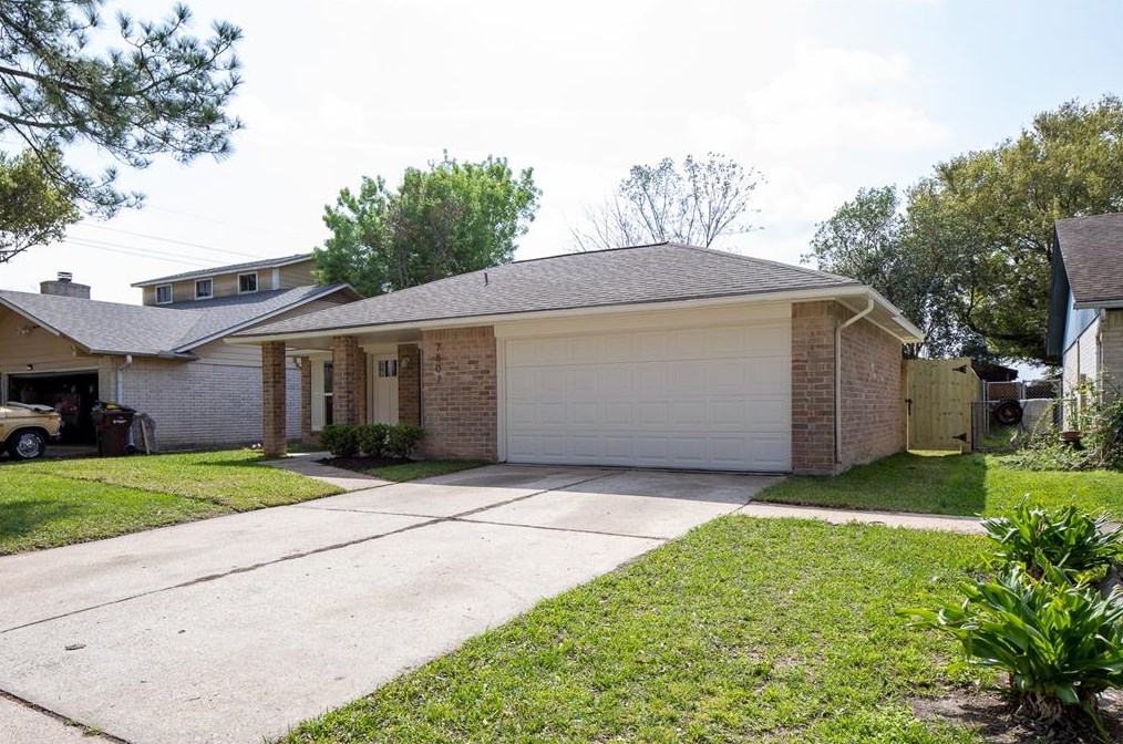 7807 Battleoak Dr, Houston, TX 77040