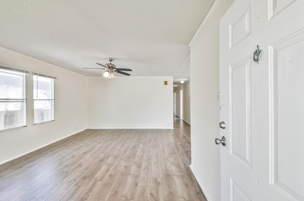 11918 Greenspark Ln, Houston TX  77044-7158 exterior