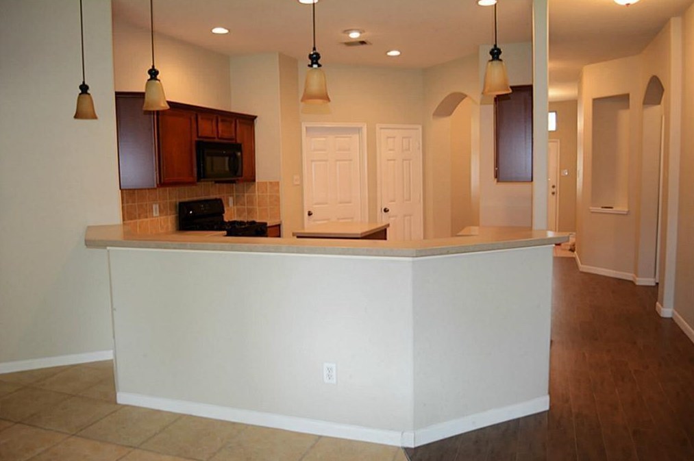 9926 Lynette Falls Dr, Houston TX  77095-2394 exterior