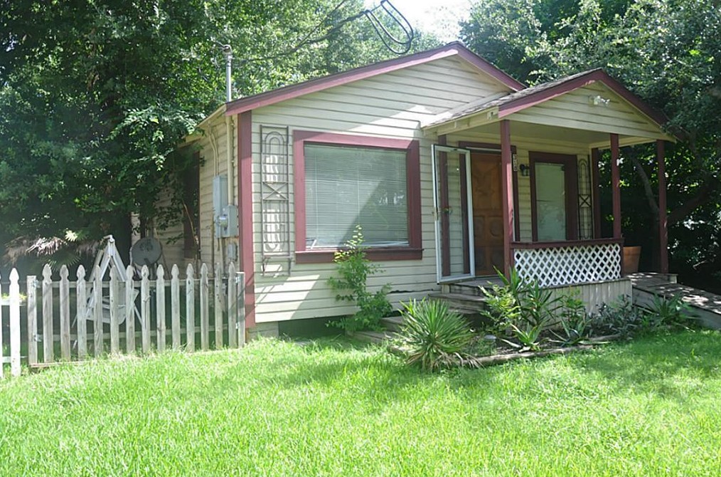318 Noble St, Spring, TX 77373