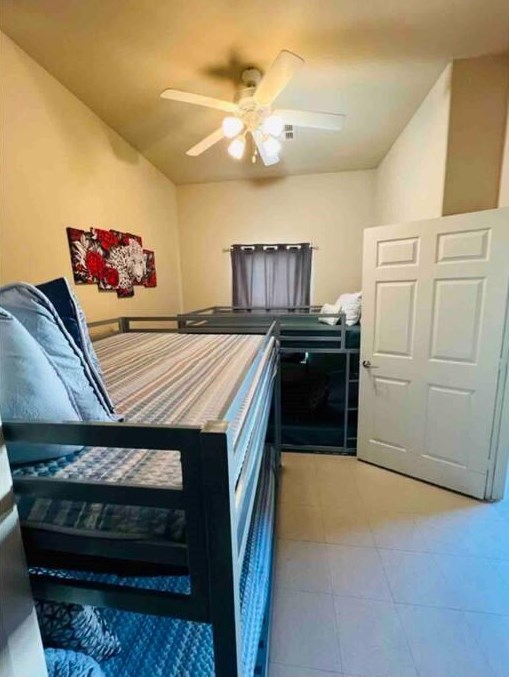 4210 Church St, Galveston TX  77550-1118 exterior