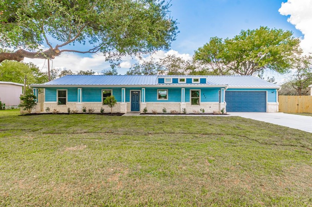 495 County Road 949a, Alvin, TX 77511-7578