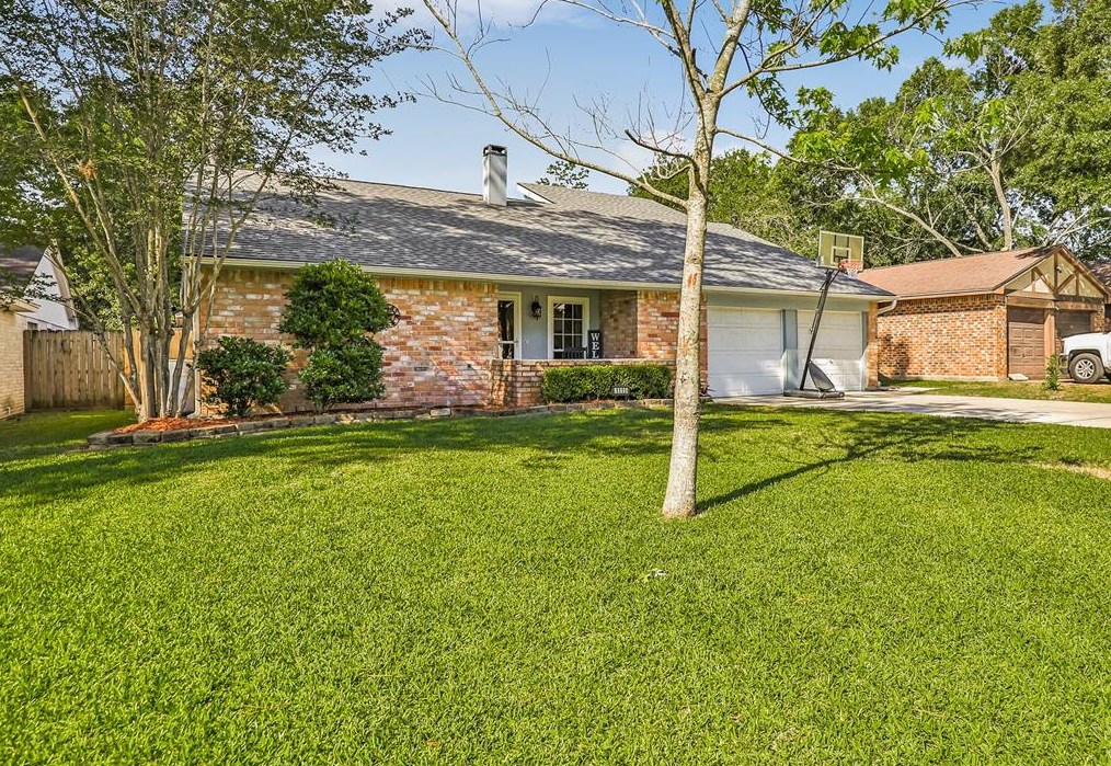 1115 Jack Block Ct, Crosby, TX 77532-4001