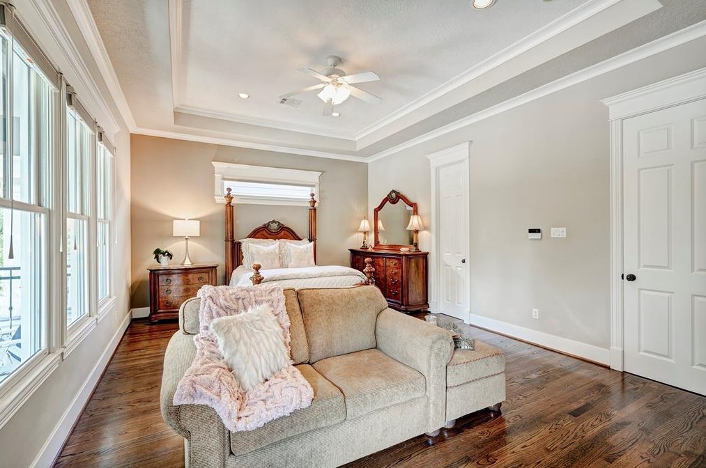412 Cortlandt St, Houston TX  77007-2632 exterior