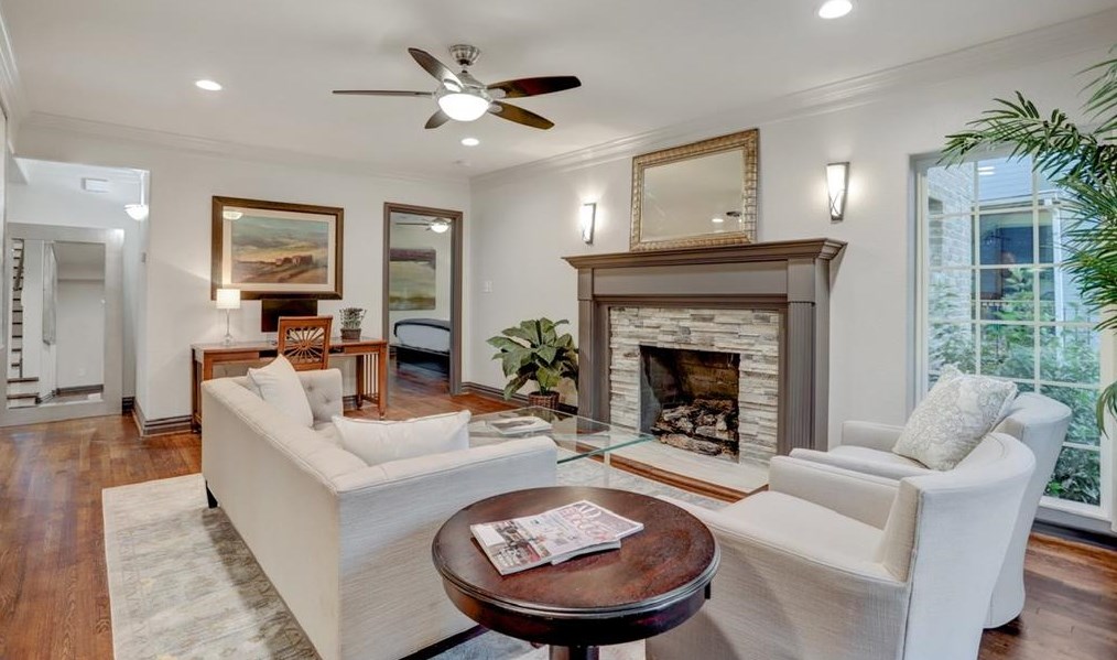 3217 Parkwood Dr, Houston TX  77021-1136 exterior